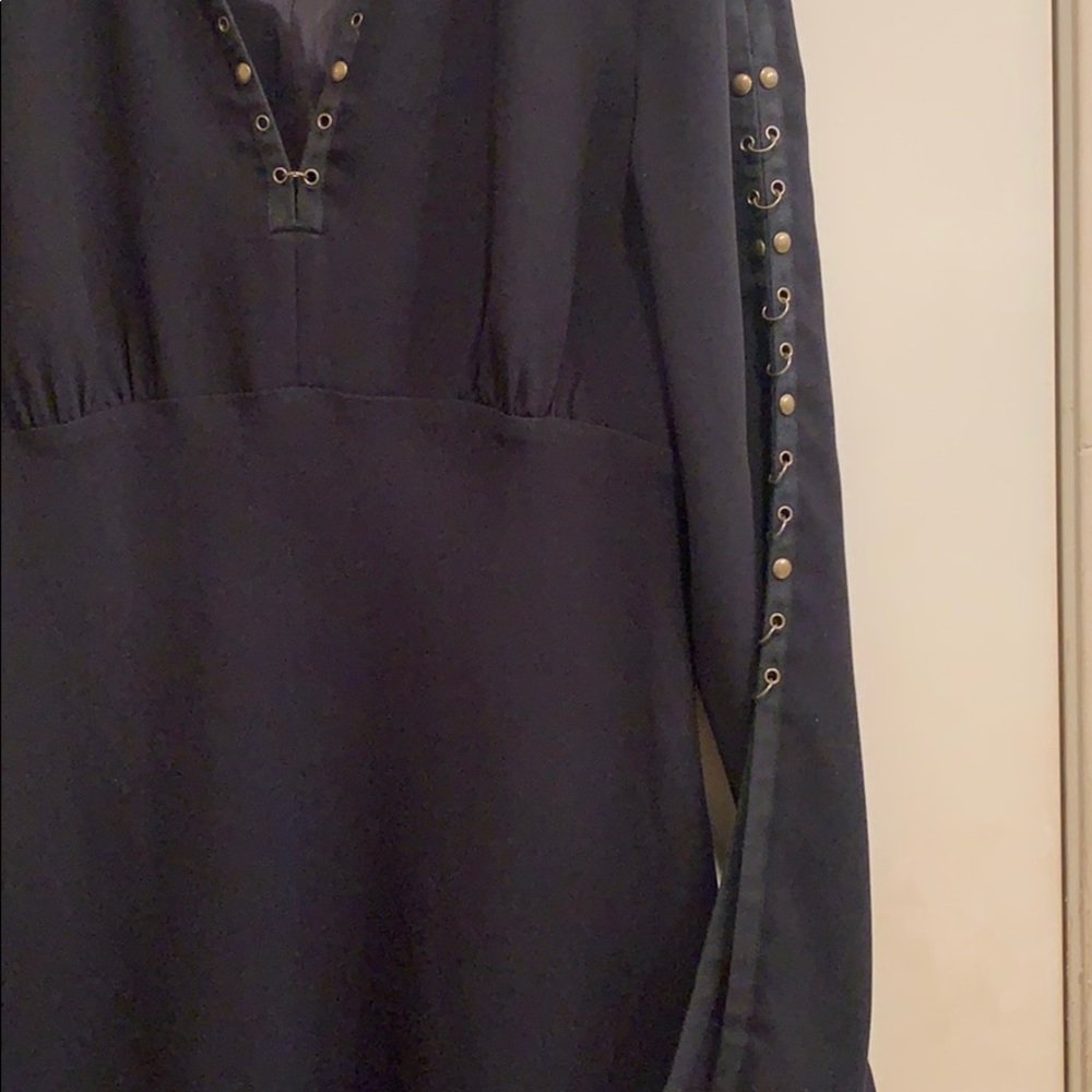Dress - Picture 4 of 8